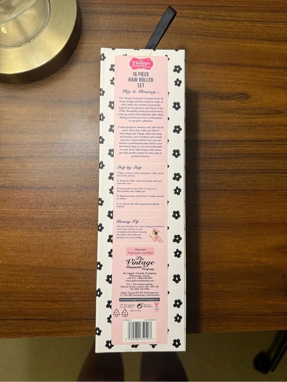 The Vintage Cosmetic Company 16-Piece Hair Roller Curler Set - New In Box